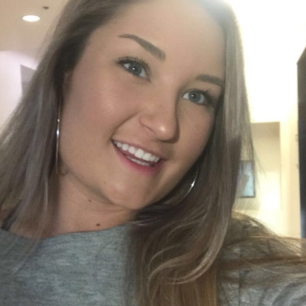 Meet your Posher, Stephanie